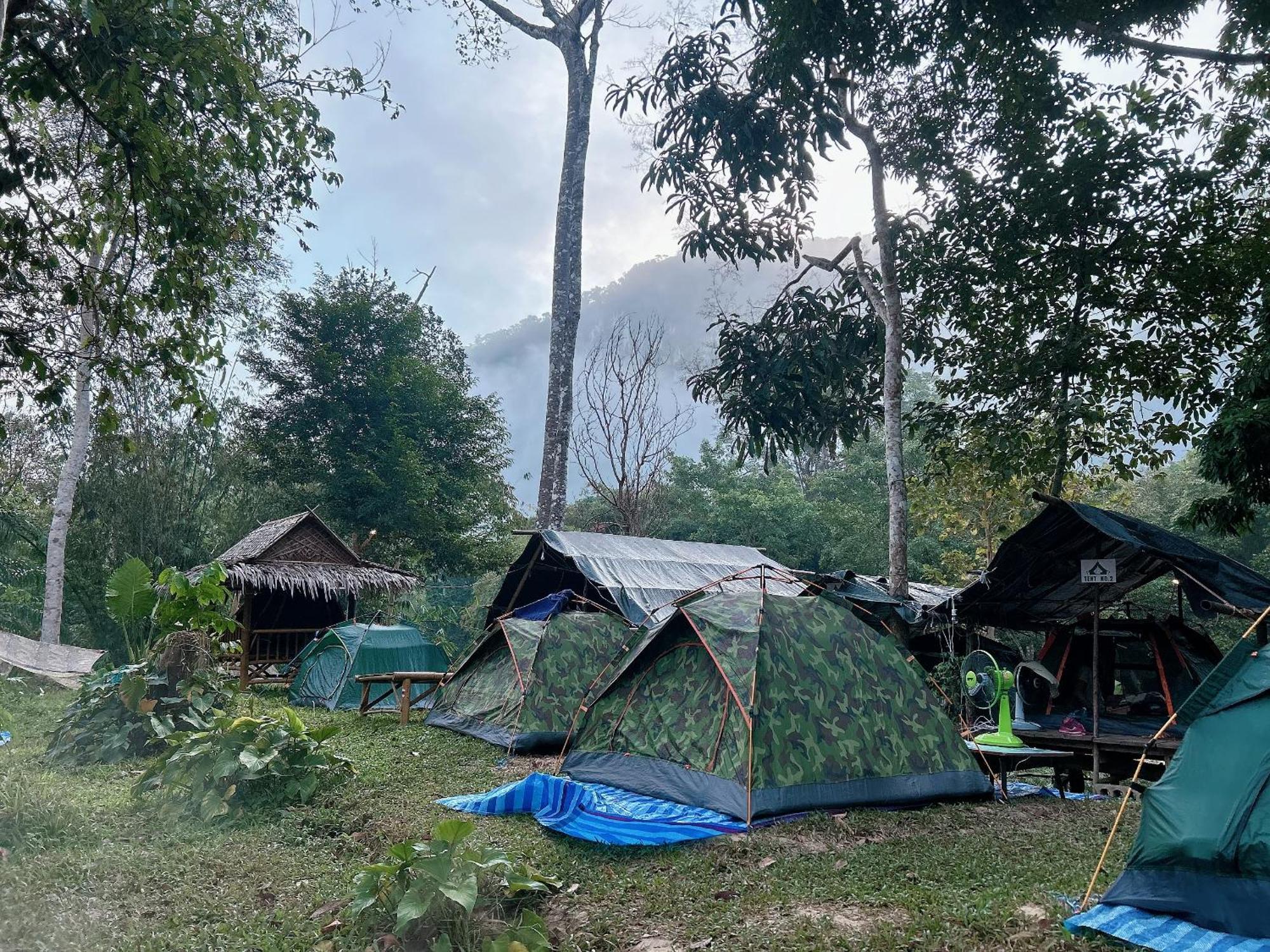 Khaosok August Freedom Camp Hotel Khao Sok National Park Kültér fotó