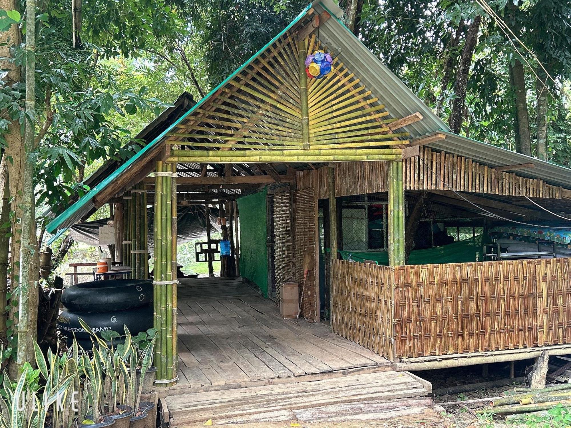 Khaosok August Freedom Camp Hotel Khao Sok National Park Kültér fotó